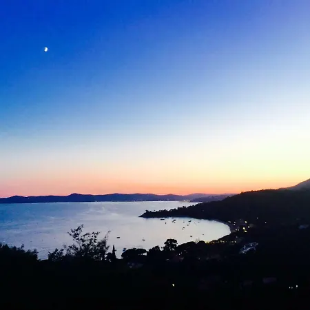 Vue Panoramique Sur Le Cap Negre